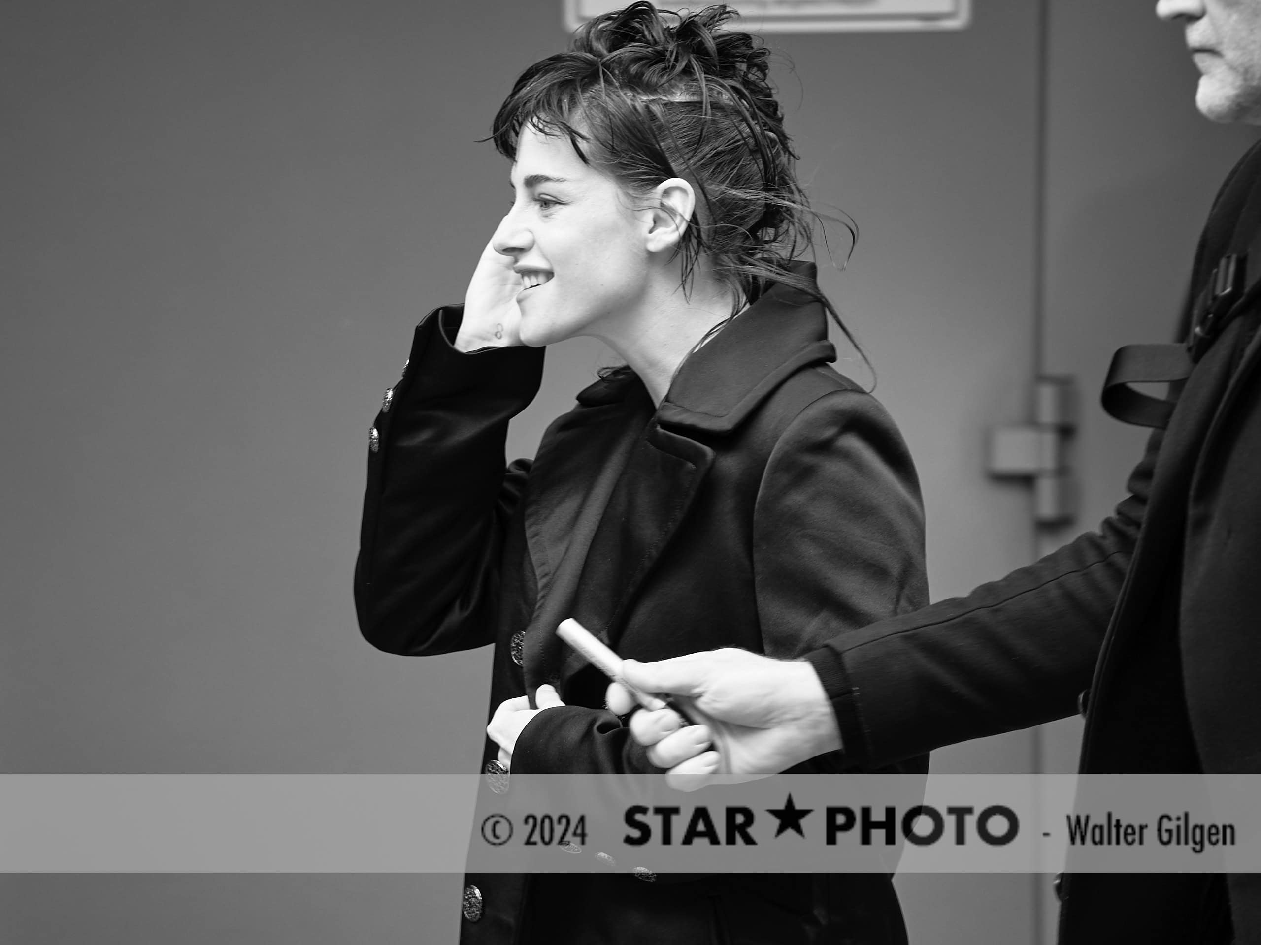 Berlin, Germany, 18th Feb, 2024.

74th Berlinale, actress Kristen Stewart arrives at press conference behind Grand Hyatt hotel.