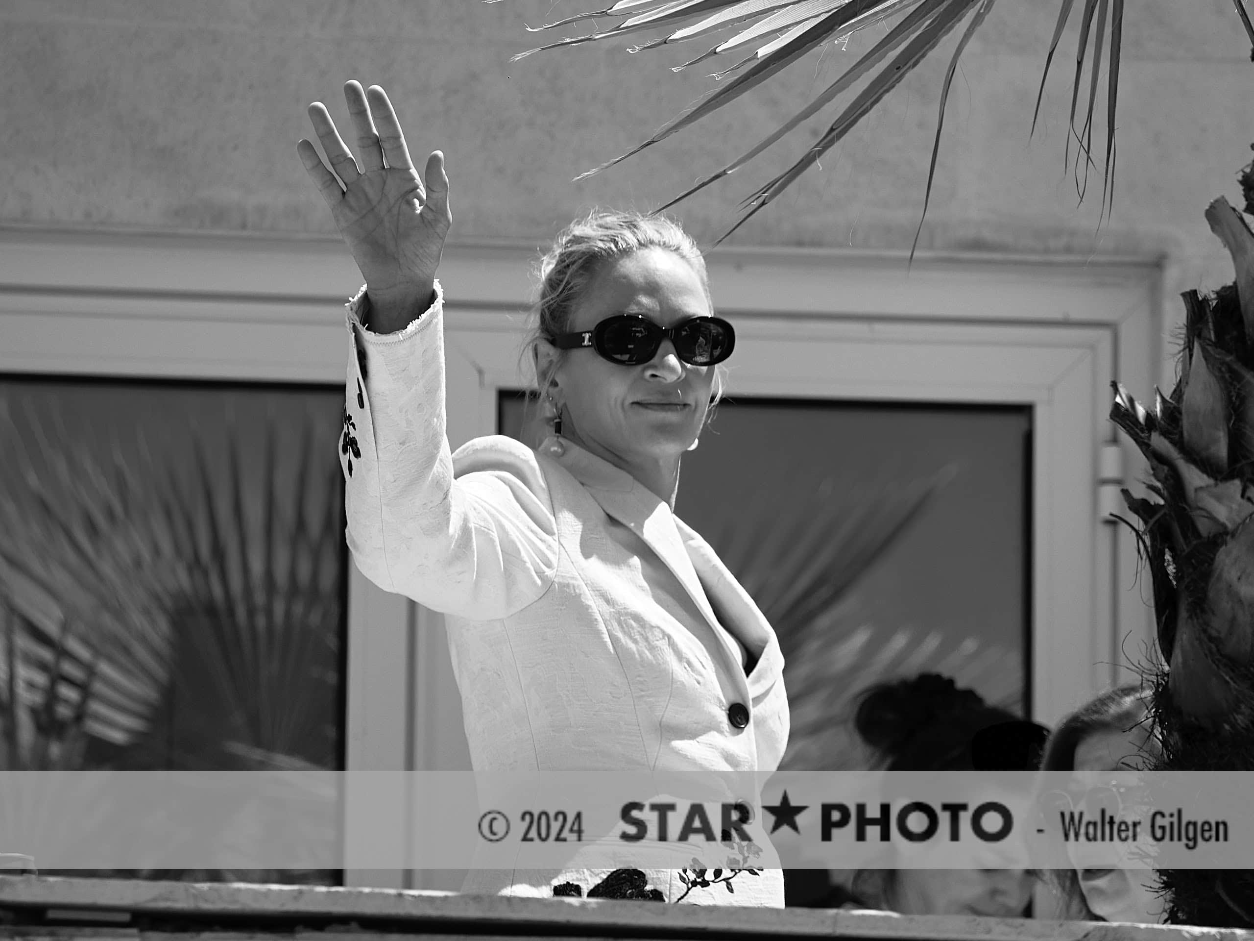 Cannes / France, 18th May, 2024.

Uma Thurman just arrived at side entrance of Cannes festival center. She is on the way to press conference. 

Credits: Walter Gilgen